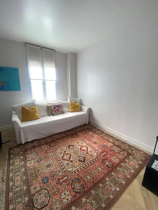 Renovated Paris 16Th Flat Appartement Frankrijk