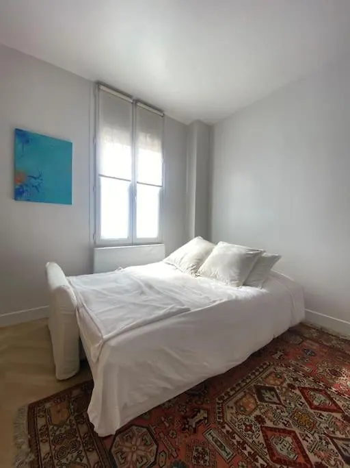 Renovated Paris 16Th Flat Appartement