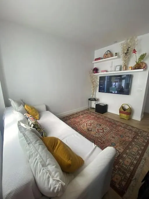 דירות Renovated Paris 16Th Flat